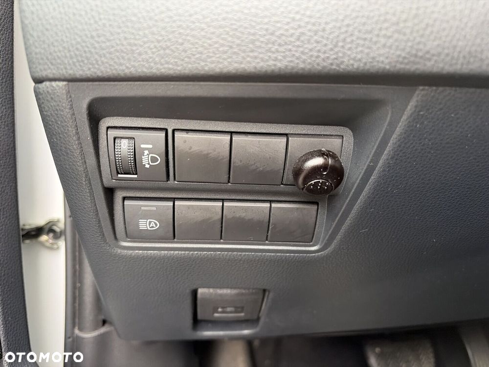 Toyota Yaris Hybrid 1.5 Comfort - 27