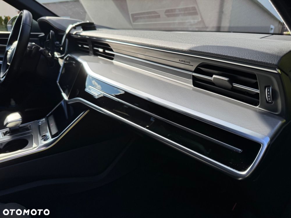 Audi A6 Avant 40 TDI S tronic design - 16