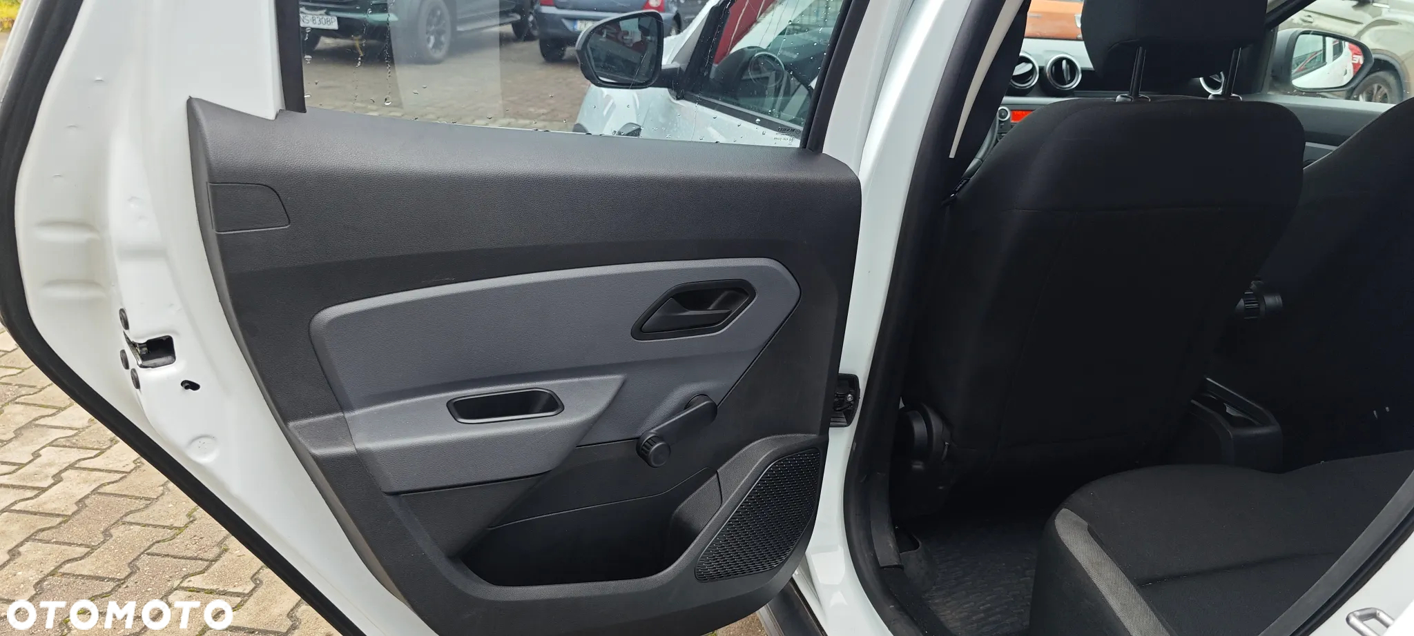 Dacia Duster 1.3 TCe FAP SL Look EU6d - 12