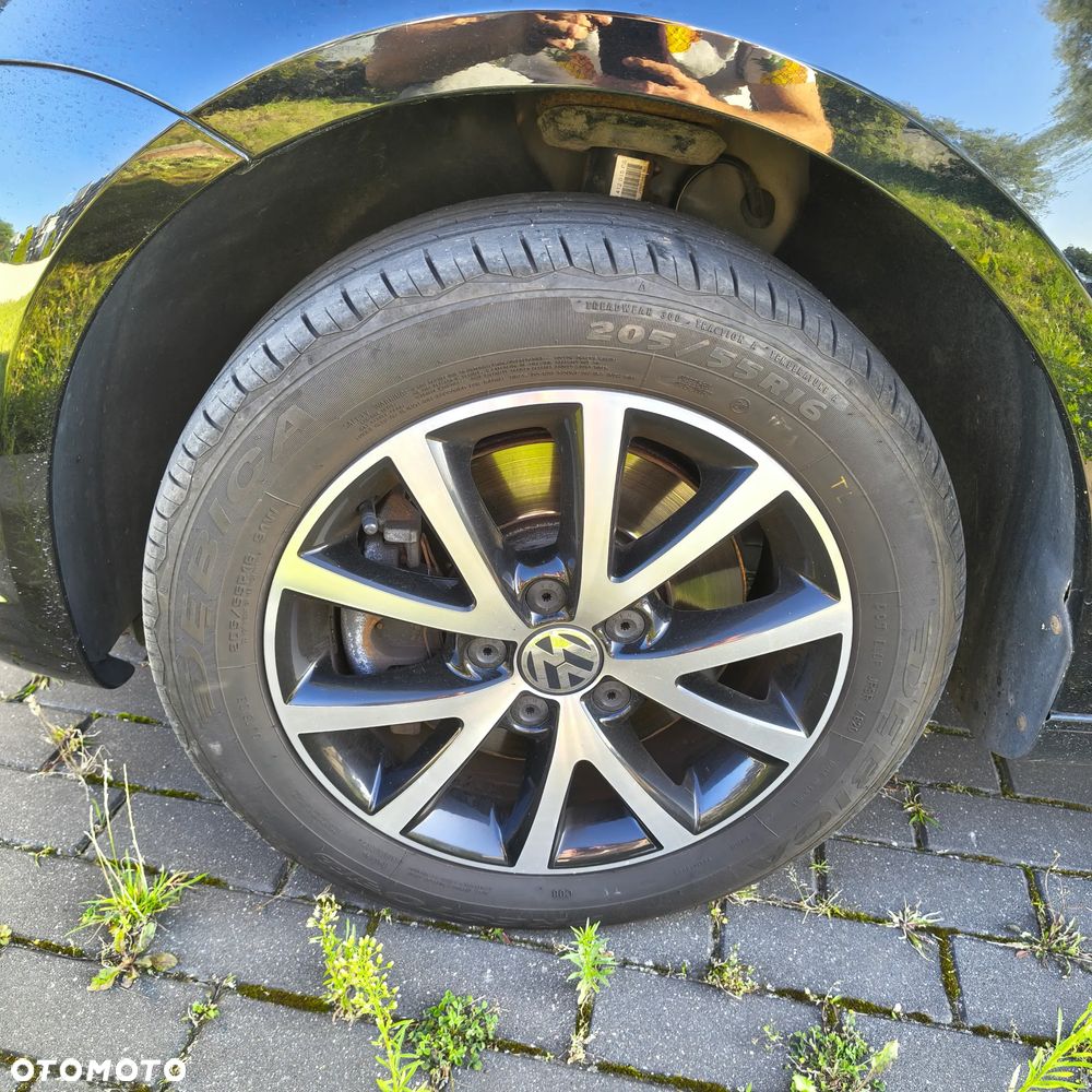 Volkswagen Touran 2.0 TDI DPF Highline - 5