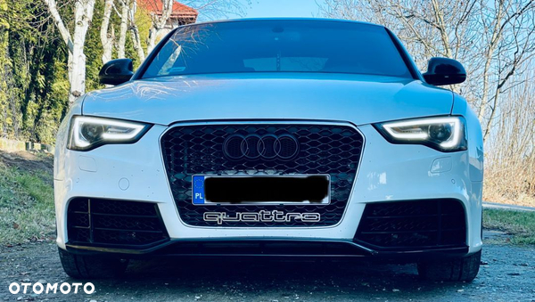 Znaczek Emblemat QUATTRO Stal nierdzewna 100% AUDI Logo Napis