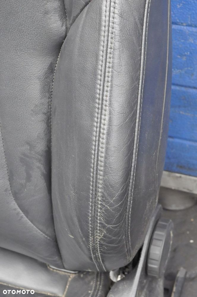 AUDI A5 I FOTEL KIEROWCY SKÓRA UK - 11