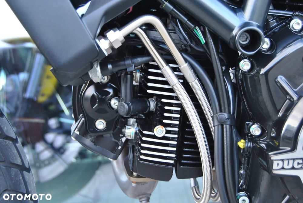 Ducati Scrambler - 15