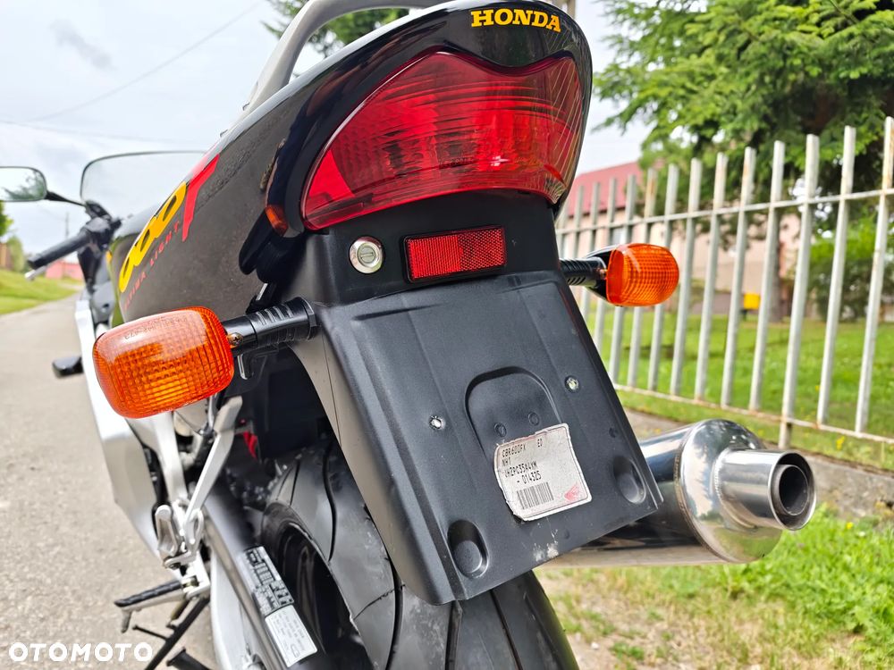 Honda CBR - 18