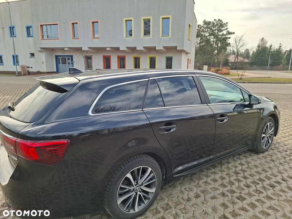 Toyota Avensis 2.0 D-4D Prestige - 4