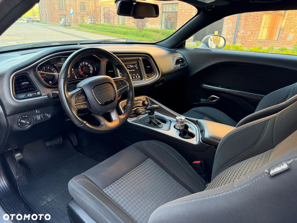 Dodge Challenger 3.6 SXT - 22