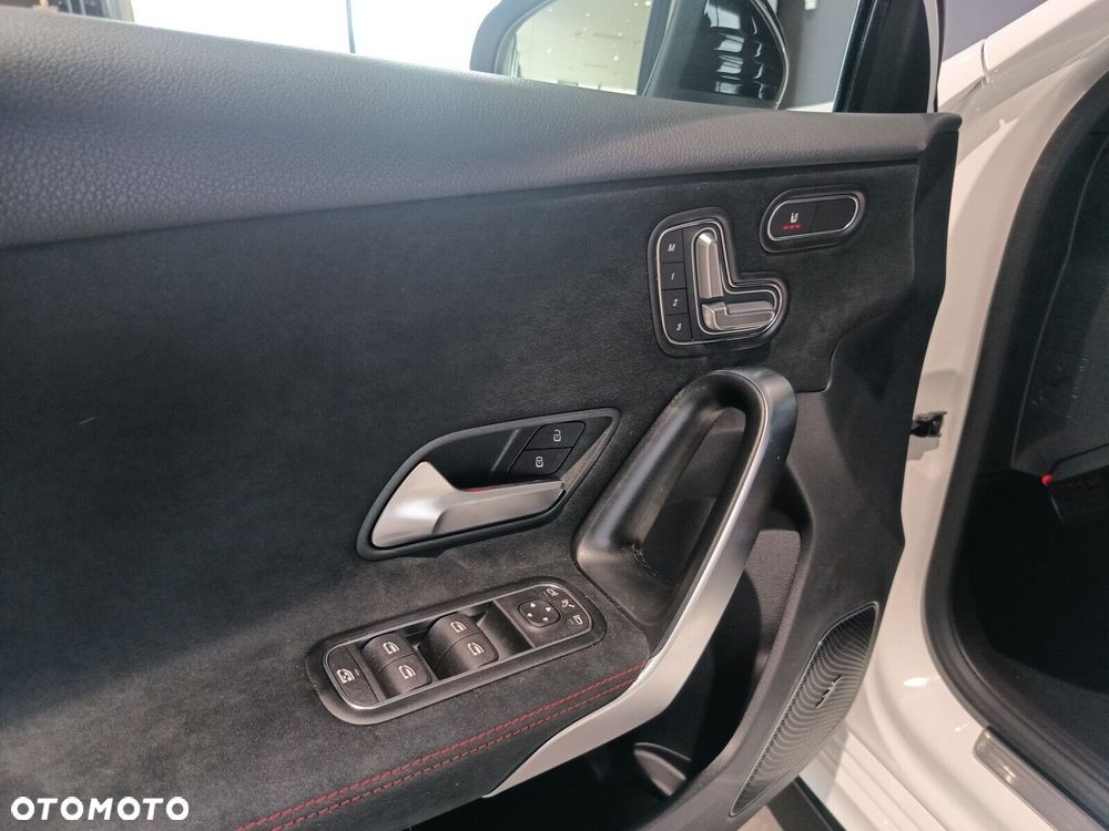 Mercedes-Benz Klasa A - 25