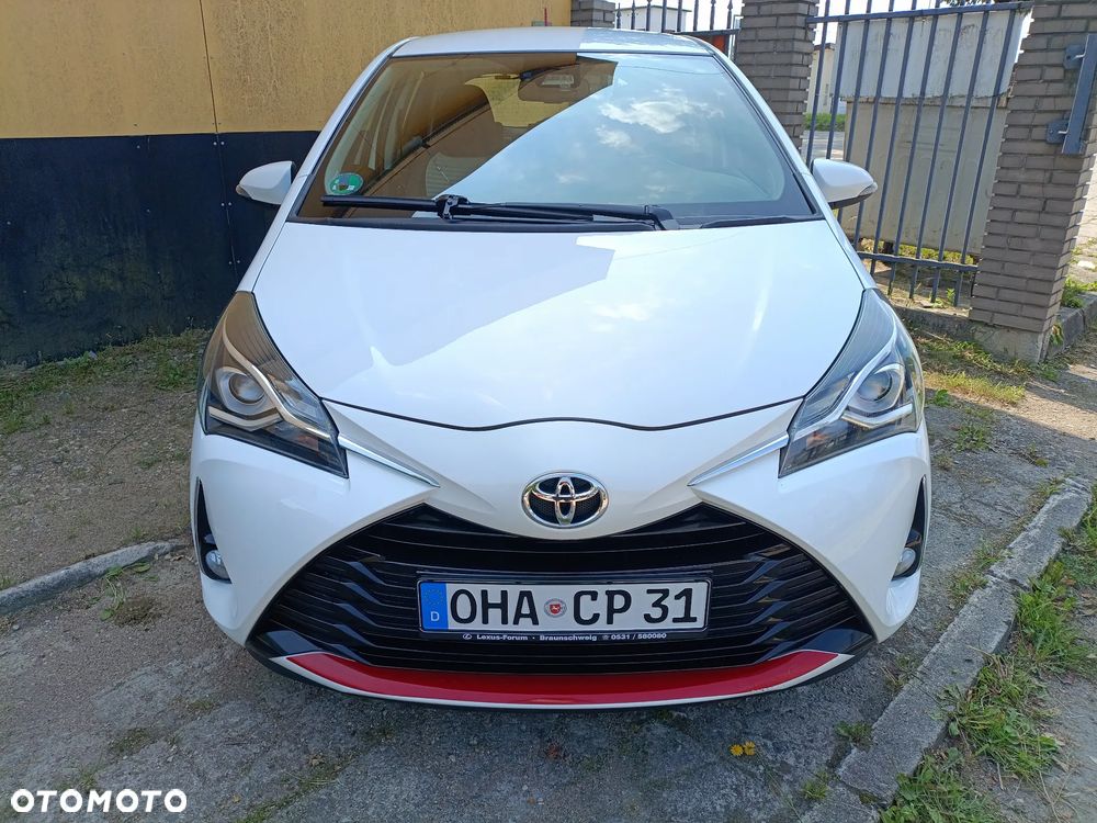 Toyota Yaris 1.5 Premium - 6