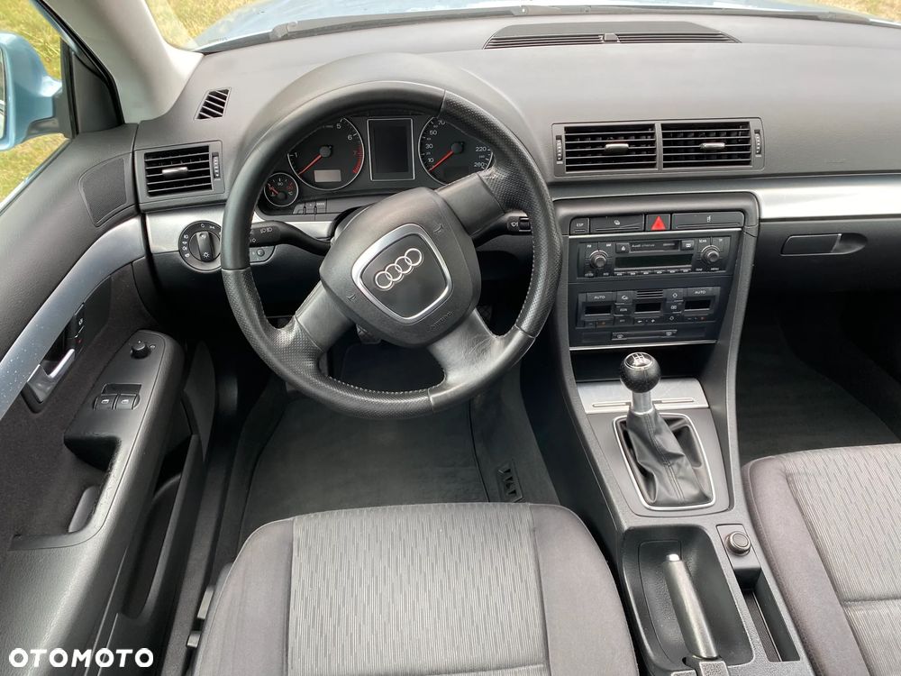 Audi A4 Limousine 1.8T - 10