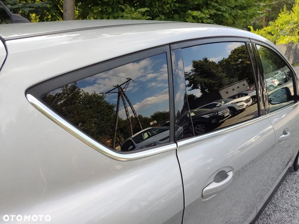 Ford C-MAX 1.5 TDCi Start-Stop-System Titanium - 24