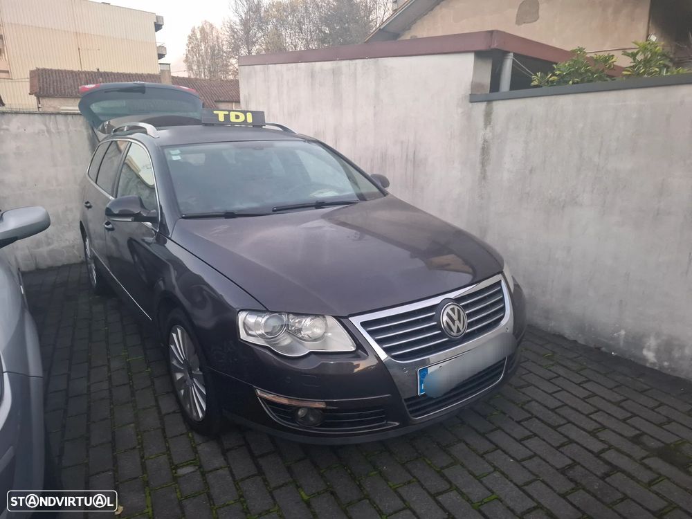 VW Passat Variant 2.0 TDi Highline - 16