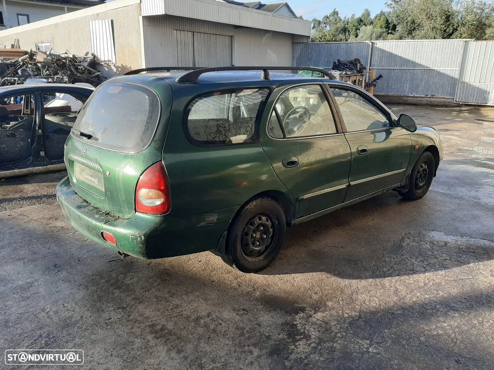 Hyundai Elantra para peças - 3