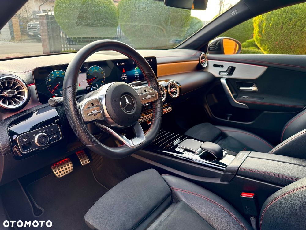 Mercedes-Benz CLA 200 AMG Line 7G-DCT - 5