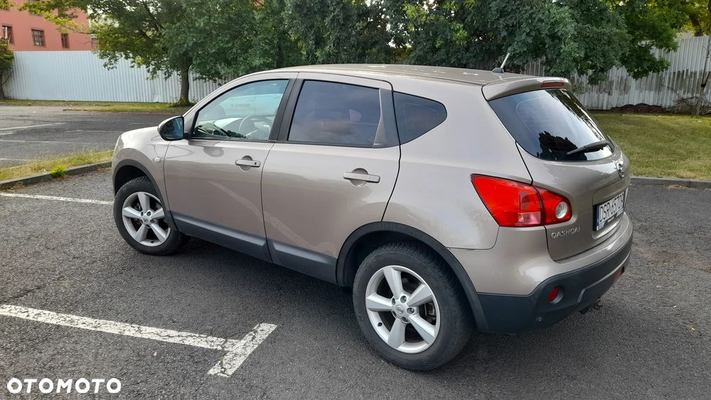 Nissan Qashqai 2.0 Tekna CVT - 11
