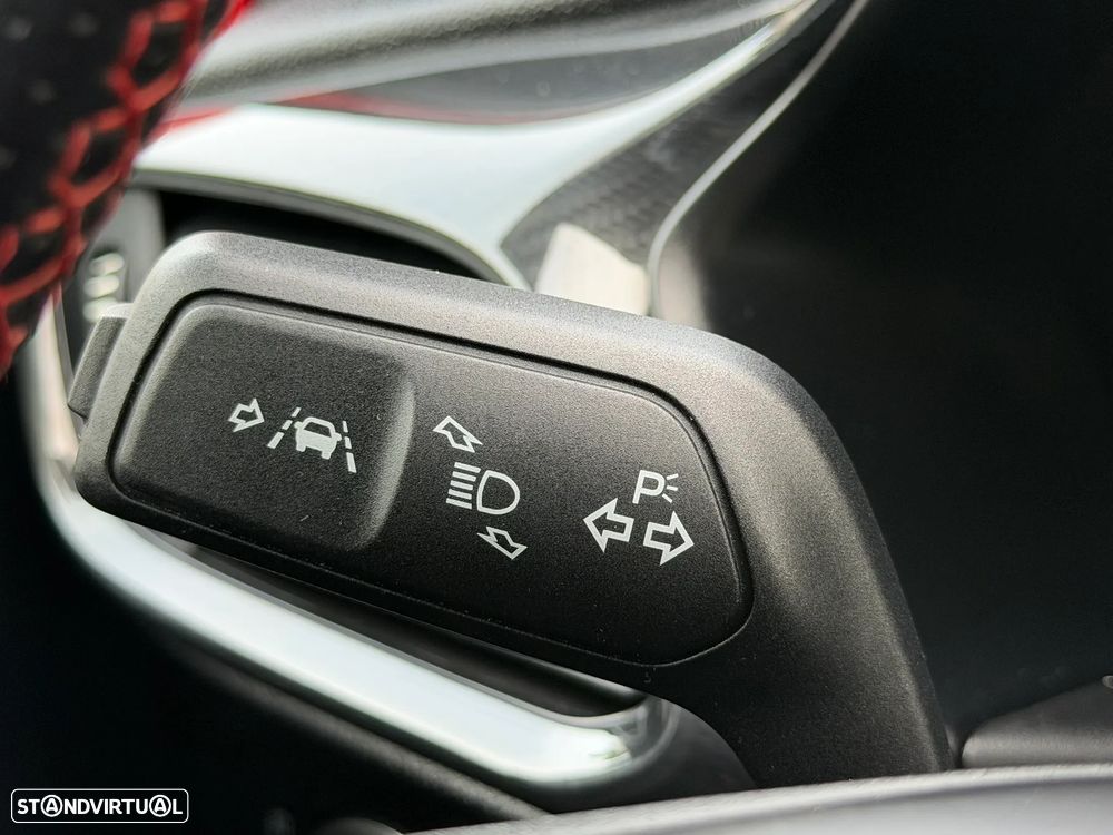 Ford Fiesta 1.0 EcoBoost S&S ST-LINE - 16