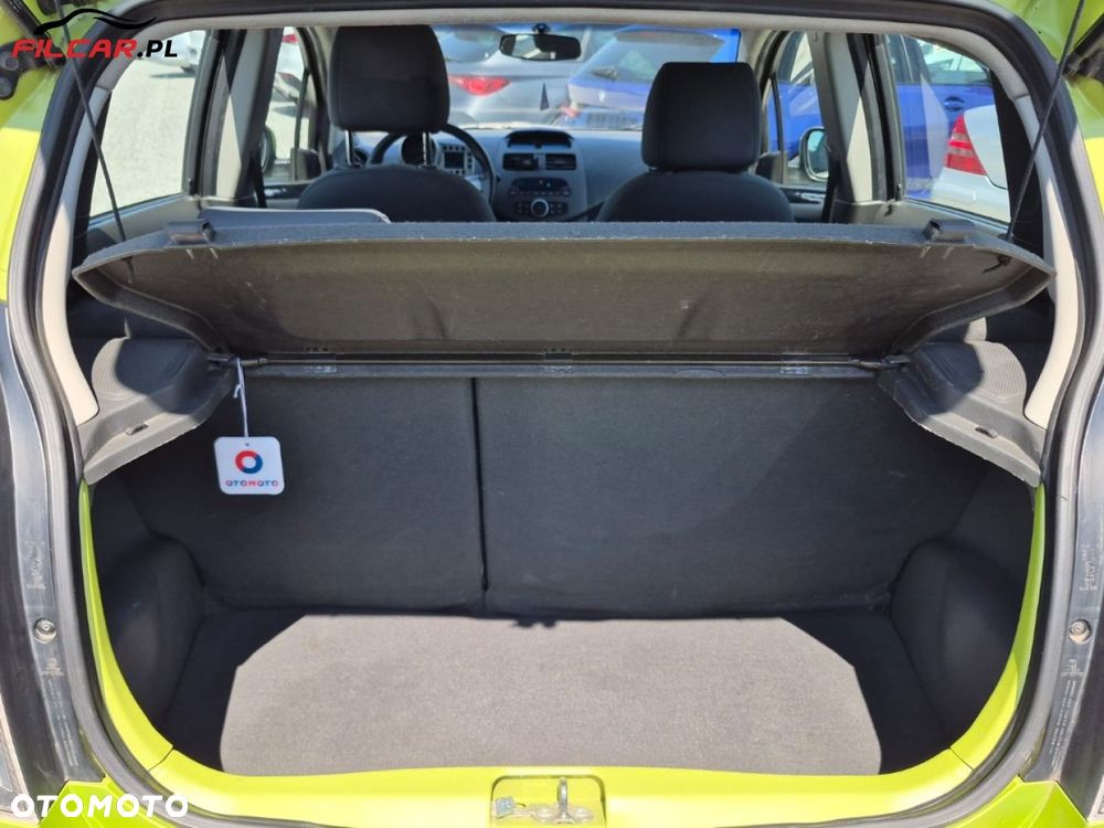 Chevrolet Spark - 16