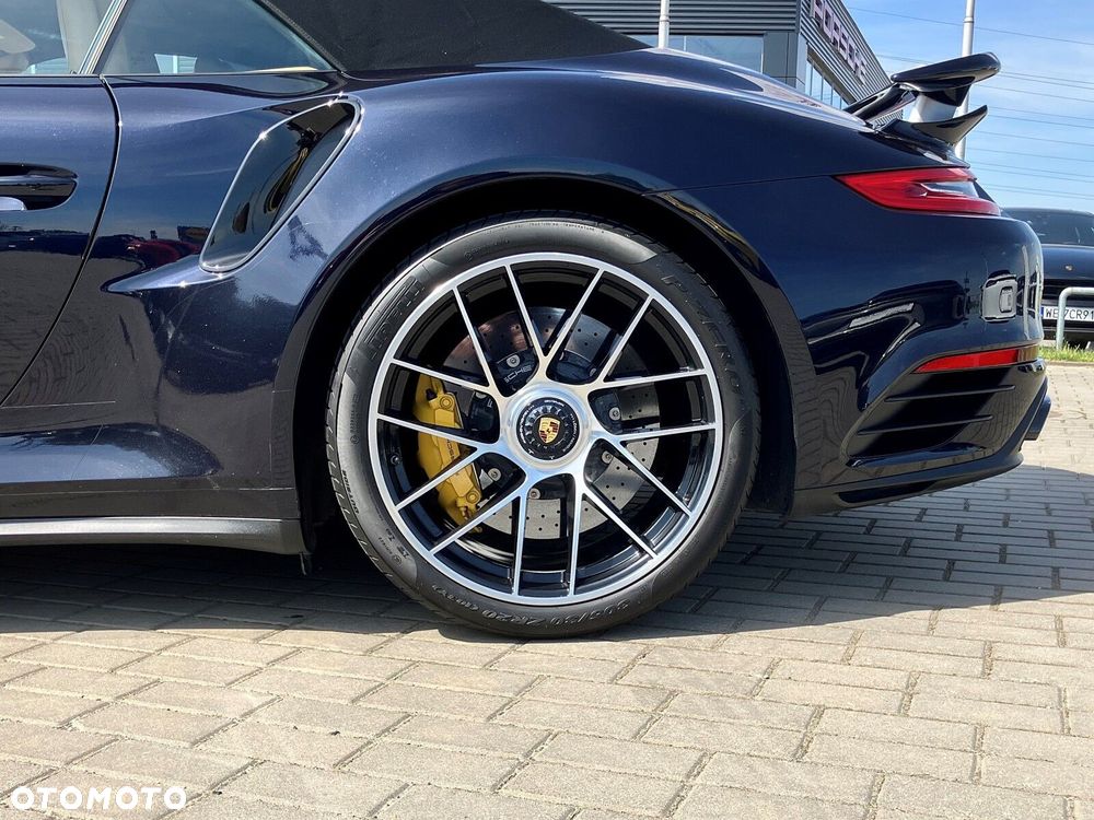 Porsche 911 - 17