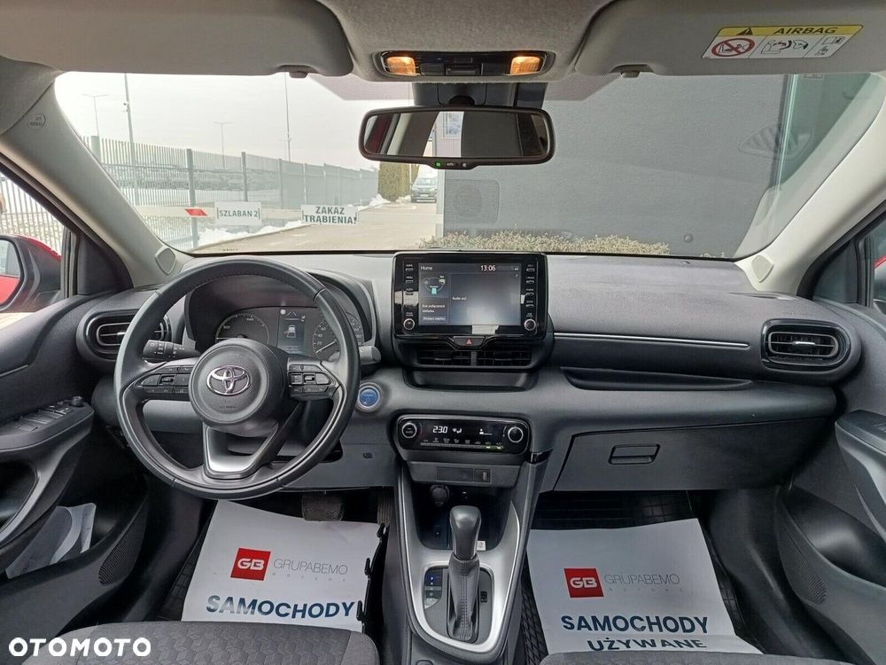 Toyota Yaris - 11