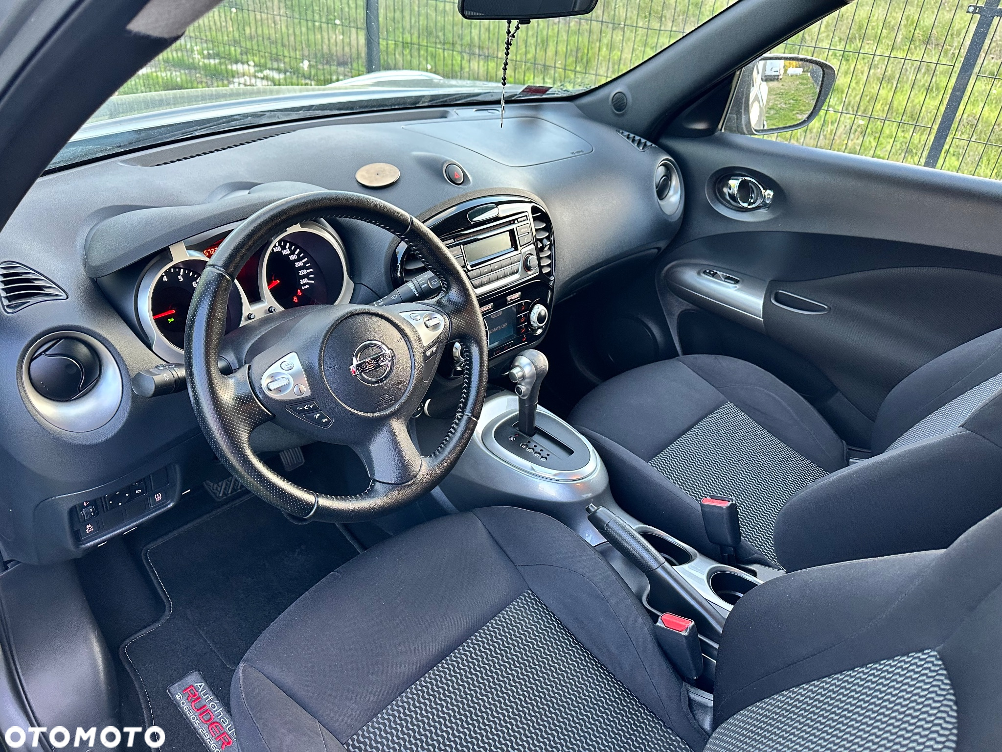 Nissan Juke 1.6 Tekna CVT - 32