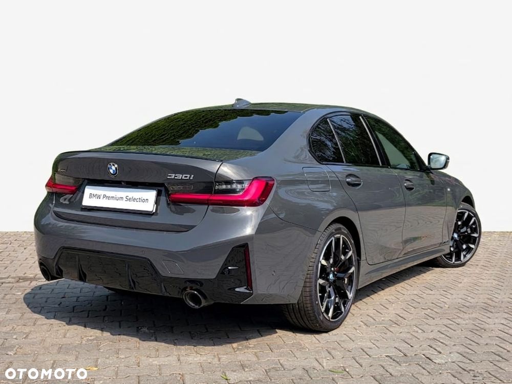 BMW Seria 3 330i xDrive M Sport sport - 5