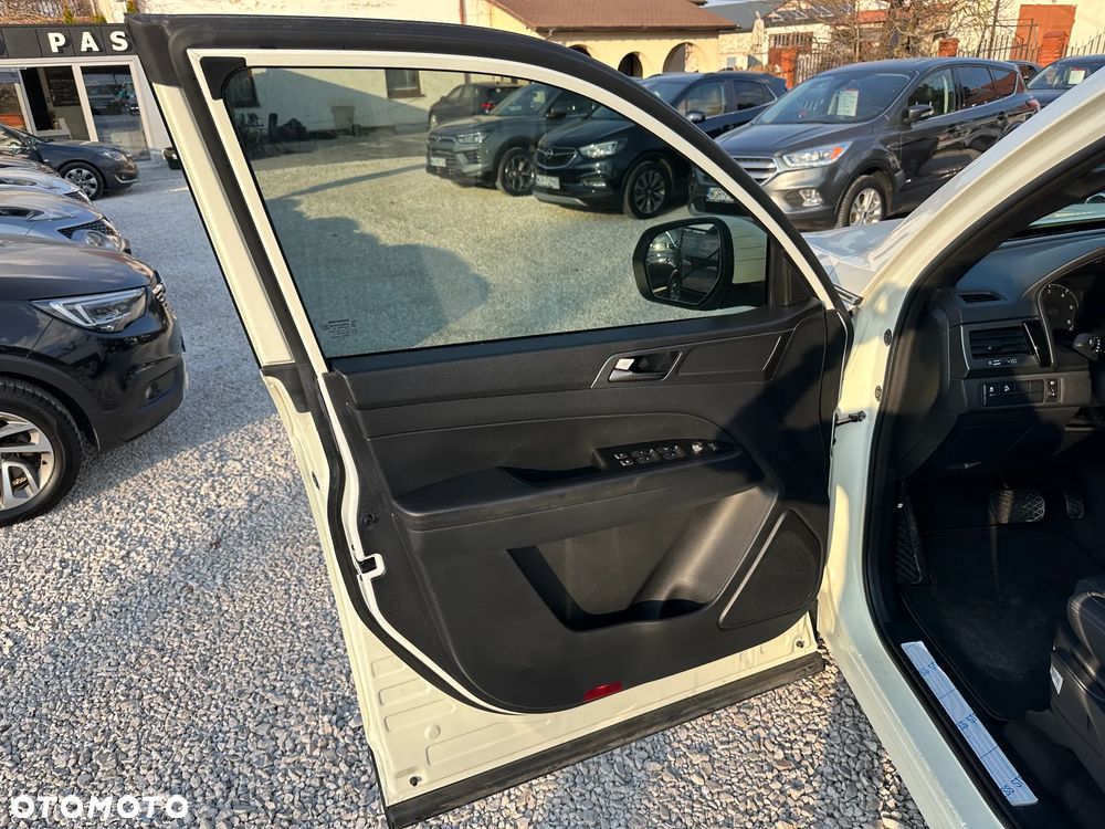 SsangYong/KGM Musso 4WD Autm Crystal - 15