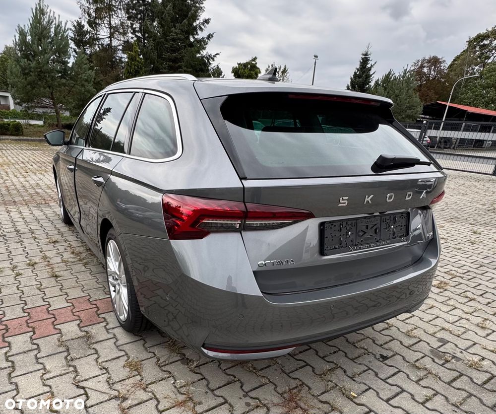 Skoda Octavia 2.0 TSI Selection 4x4 DSG - 6