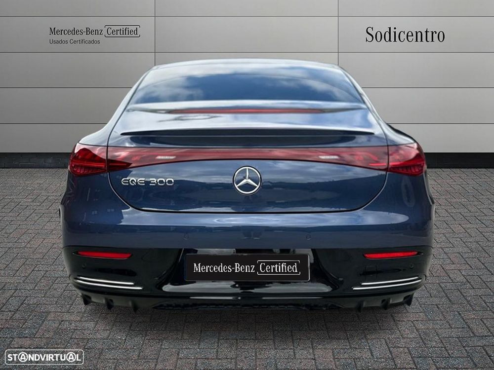 Mercedes-Benz EQE 300 - 9