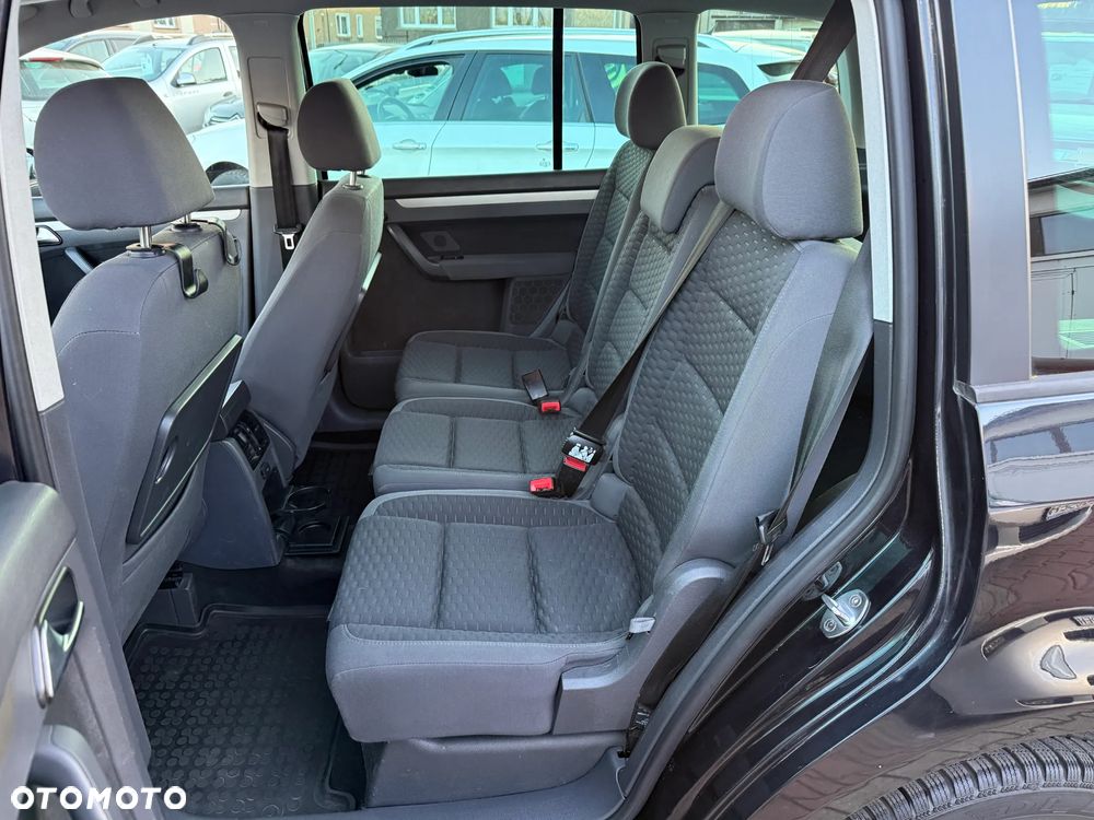 Volkswagen Touran 2.0 TDI DSG United - 17