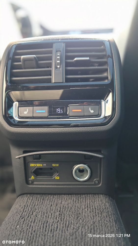 Volkswagen Passat 2.0 TDI SCR 4Mot DSG Highline - 11