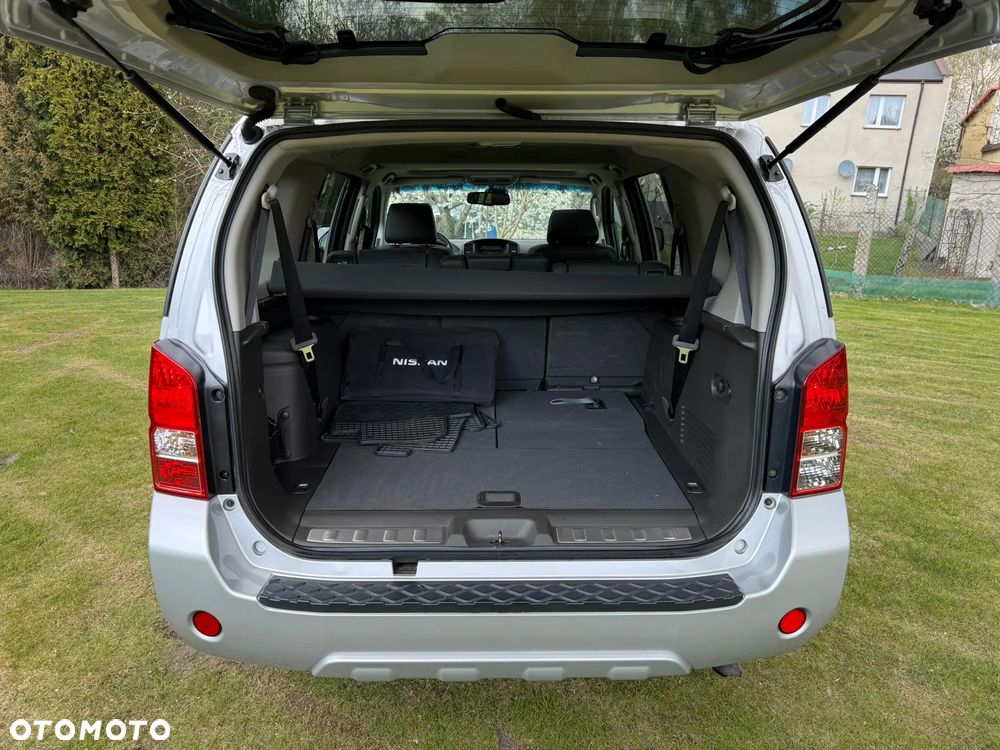 Nissan Pathfinder - 26