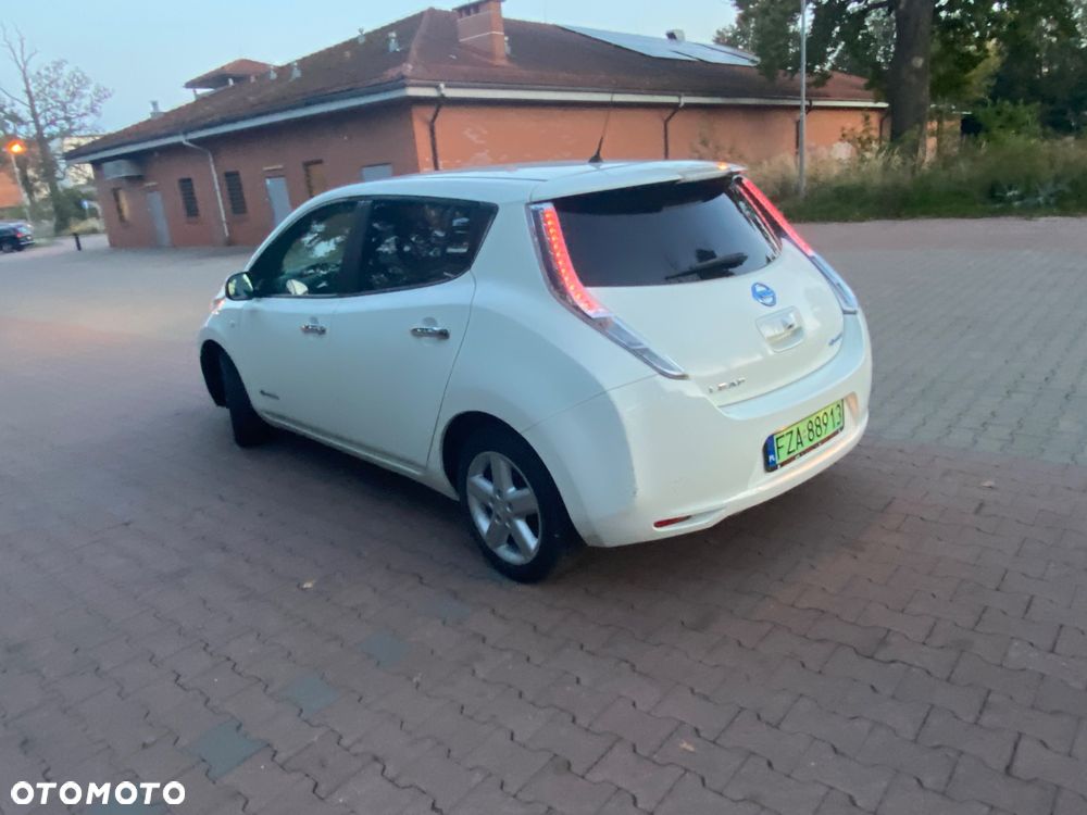 Nissan Leaf 30 kWh (mit Batterie) Acenta - 5