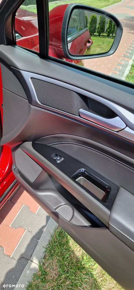 Ford Mondeo 2.0 TDCi Titanium PowerShift - 15