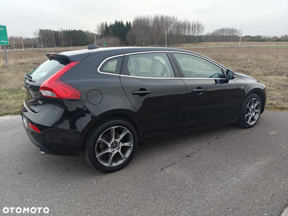 Volvo V40 D3 Drive-E Ocean Race - 5