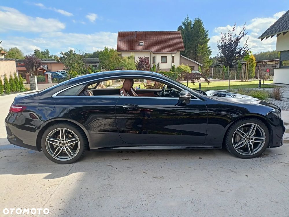 Mercedes-Benz Klasa E 220 d Coupe 4-Matic 9G-TRONIC - 18