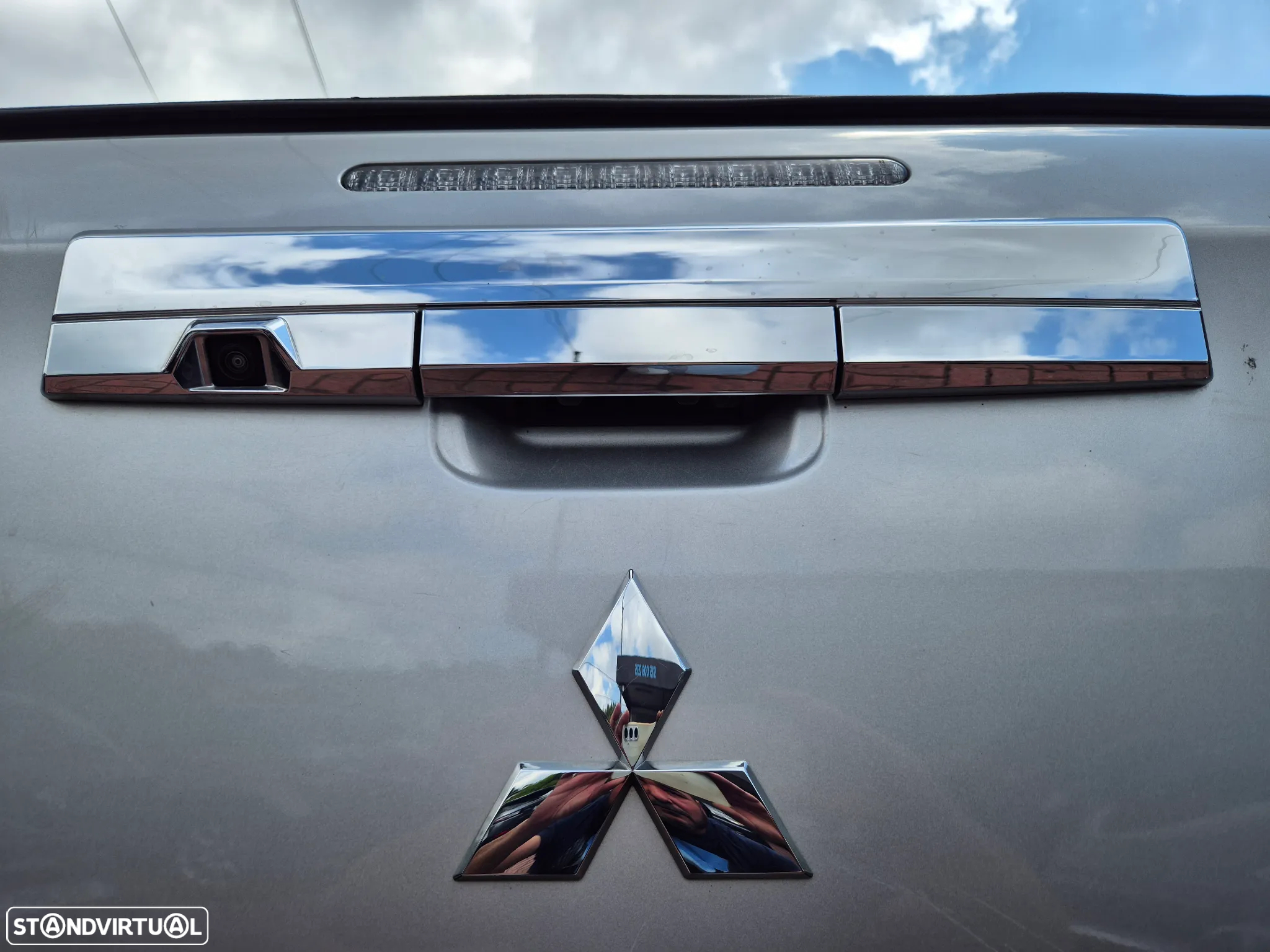 Mitsubishi L200 2.3 DI-D Strakar CD 1st Edition AT 4WD - 29
