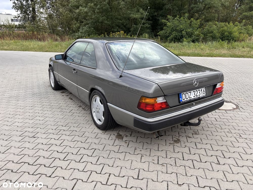 Mercedes-Benz W124 (1984-1993) - 4