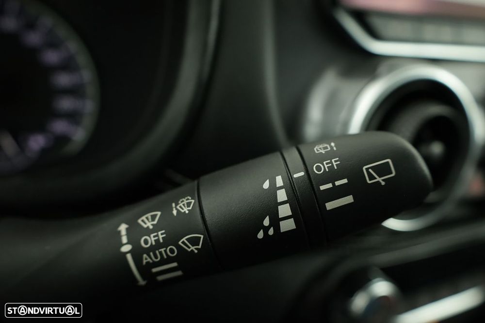 Nissan Juke 1.0 DIG-T Tekna — fotografia 18
