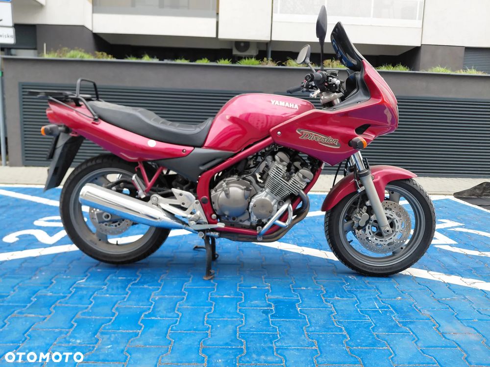 Yamaha XJ - 1