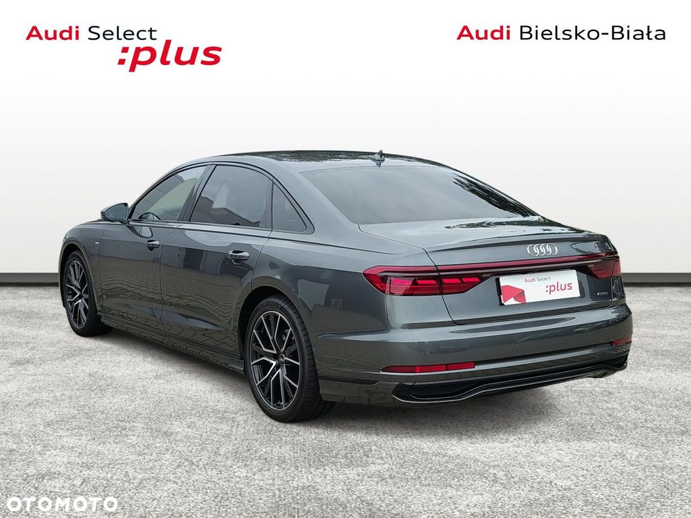 Audi A8 - 3