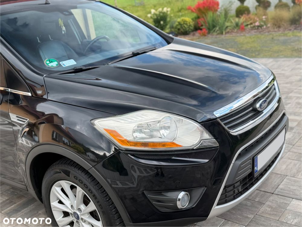 Ford Kuga 2.0 TDCi 2x4 Titanium - 31