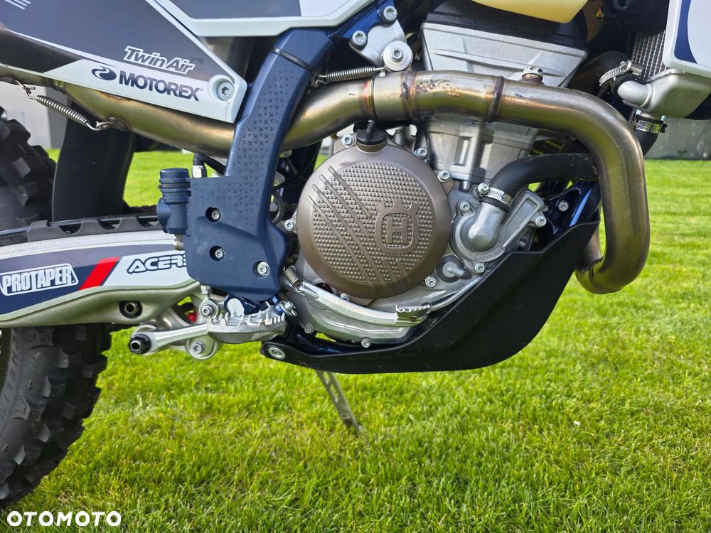 Husqvarna FE - 11