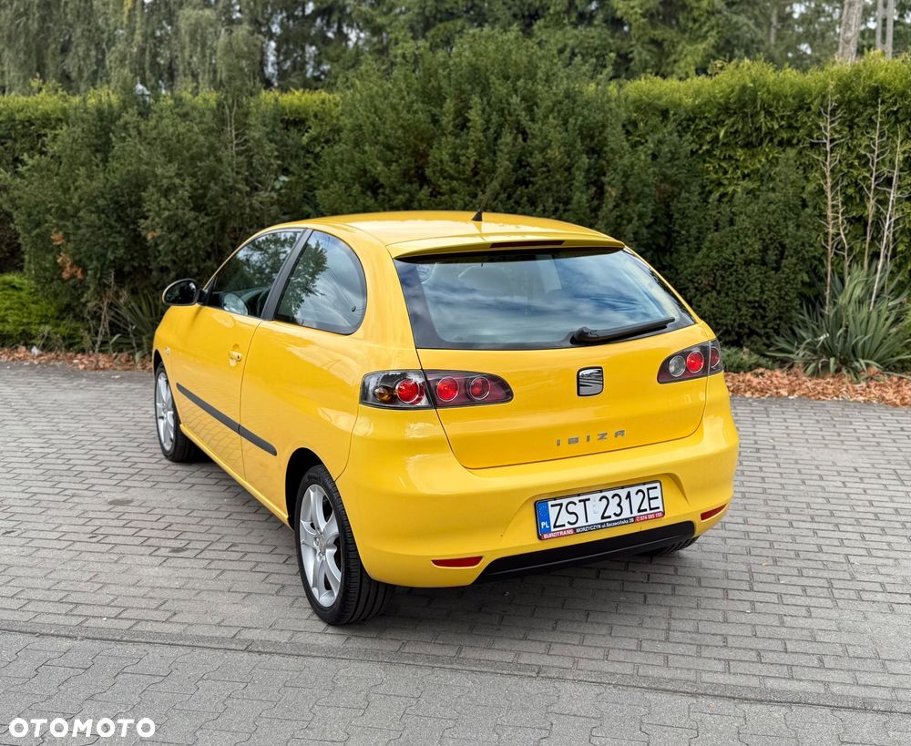 Seat Ibiza SC 1.4 16V Sport - 6