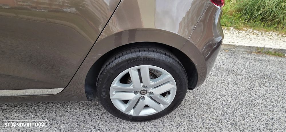 Renault Clio - 4