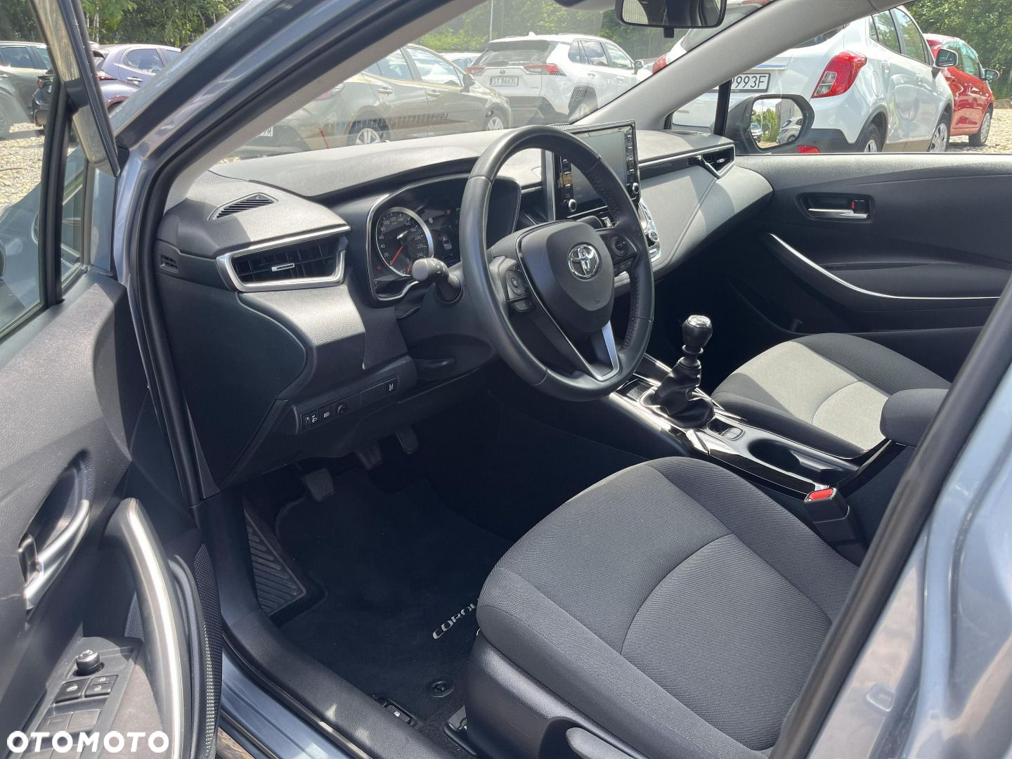 Toyota Corolla - 18