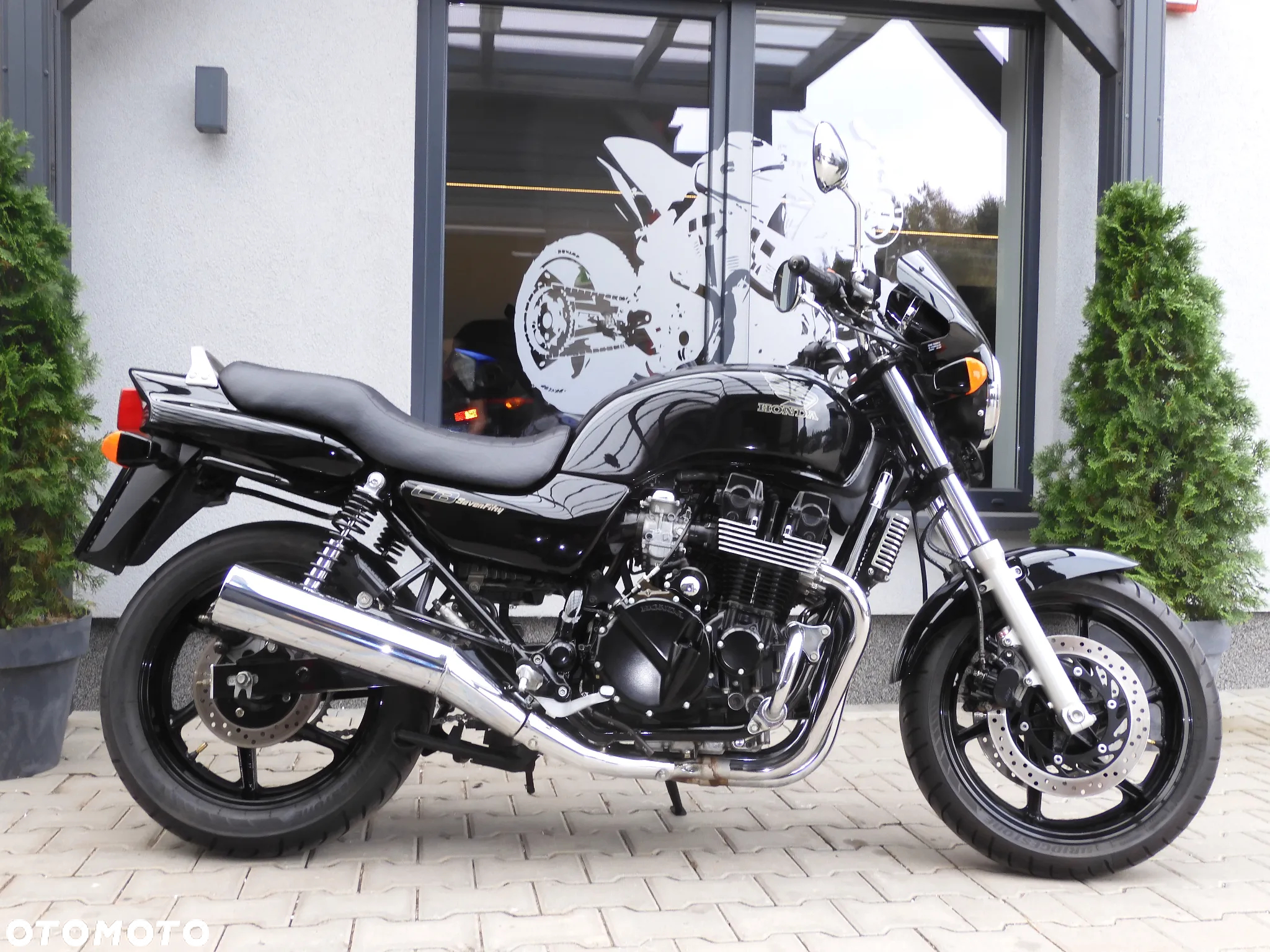 Honda CB - 15