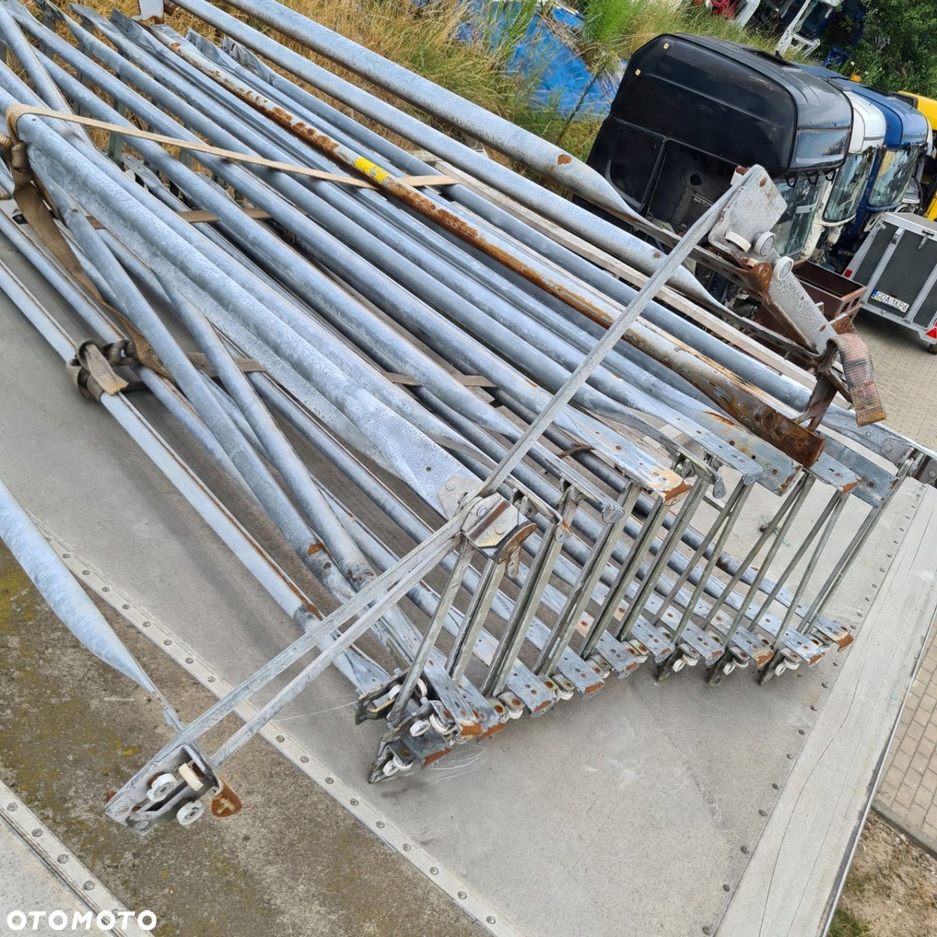 PROWDNICA DACH PLANDEKA NACZEPY NACZEPA EDSCHA - 1