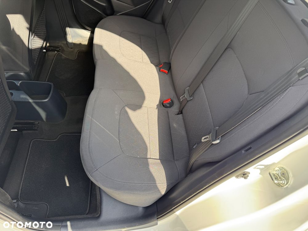 Kia Rio 1.2 Business Line - 12