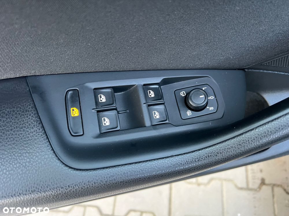 Volkswagen Passat 1.5 TSI EVO Business DSG - 17