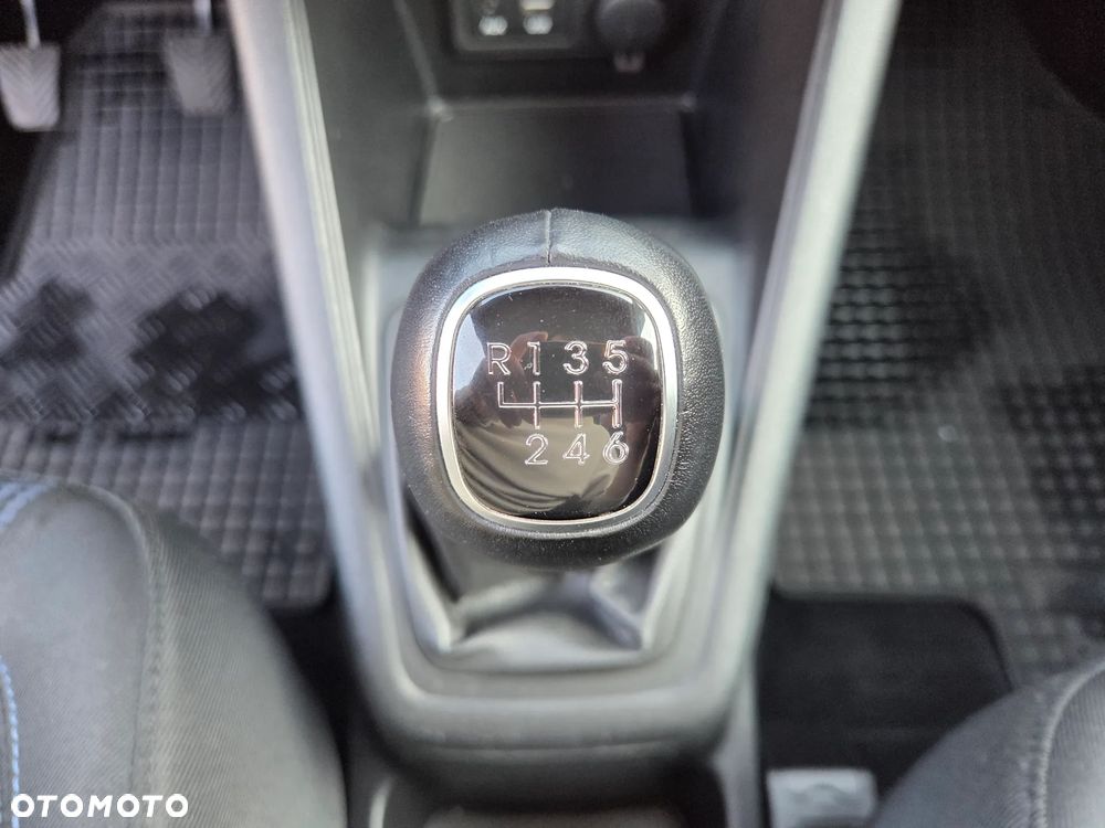 Hyundai ix20 - 12