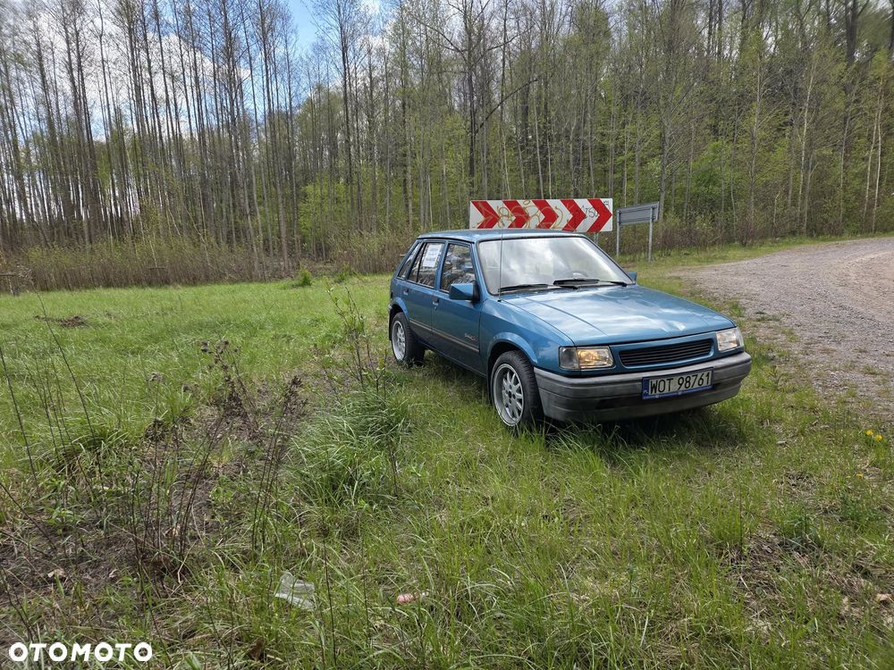 Opel Corsa 1.2 Swing - 4